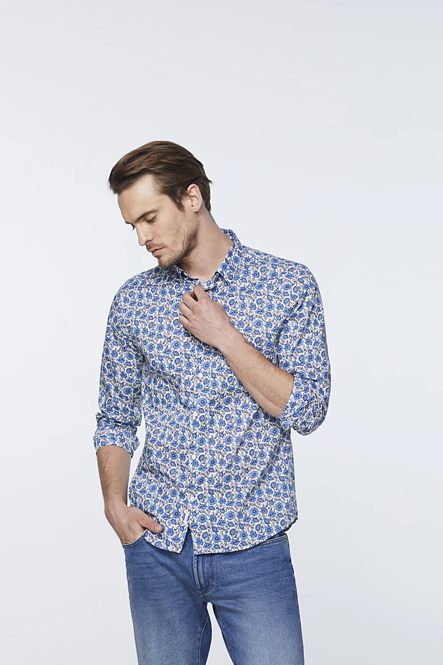 Chemise SLIM en tissu Liberty à motifs bleuets Homme