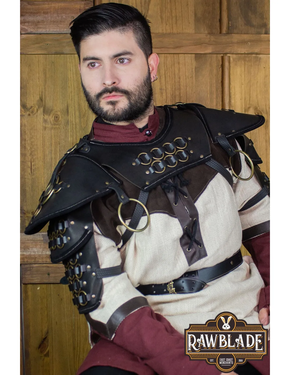 Gorget Combat Fighter avec épaulettes - Noir ⚔️ Boutique Épées