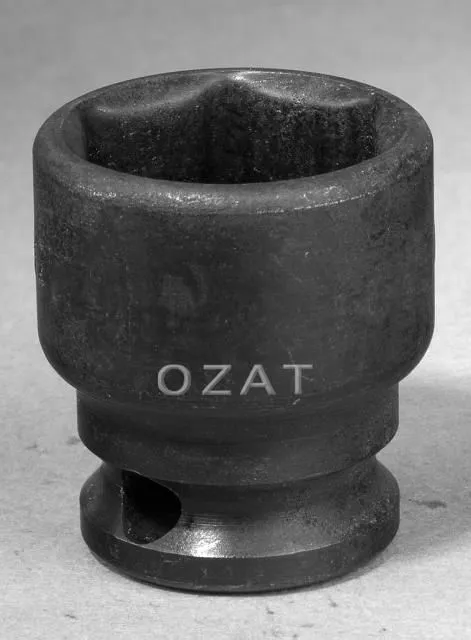Ozat 4059 Douille à chocs 3-11/16" x 6 pans courte à prise 2-1/2"