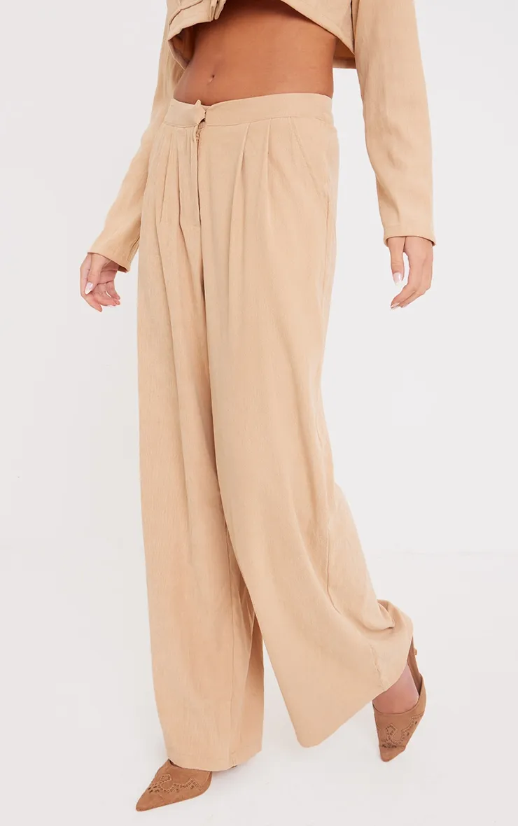 Pantalon de tailleur large beige oversize