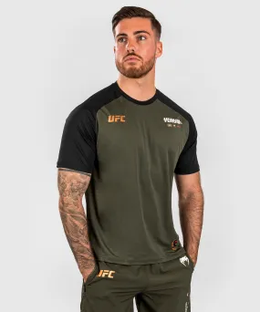 T-shirt Dry-tech pour Hommes UFC Adrenaline by Venum Fight Week - Kaki/Bronze